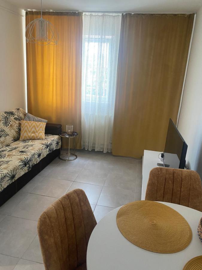Sofi Apartment Central บูคาเรสต์ ภายนอก รูปภาพ
